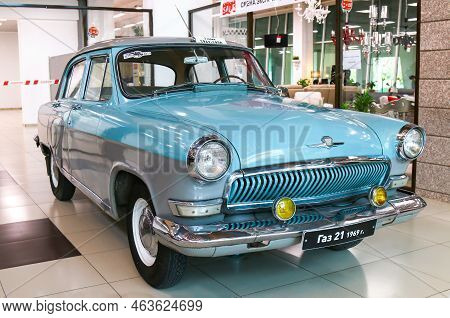 Chelyabinsk, Russia - September 18, 2016: Classic Soviet Saloon Car Gaz-21 Volga In The Retro Cars M