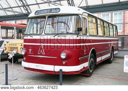 Verkhnyaya Pyshma, Russia - September 14, 2021: Soviet City Bus Laz-695m In The Ummc Museum Of Milit