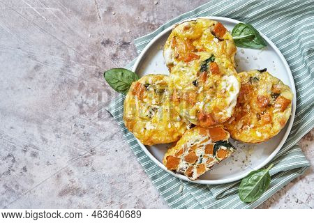 Delicious Egg Muffins With Sweet Potato, Spinach And Onion