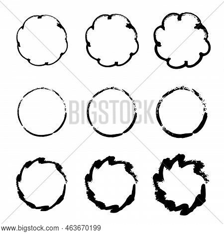 Set Of Grunge Circles. Rounds Scribble Line Circles. Speed Lines In Circle Form. Bubble Proet Vector