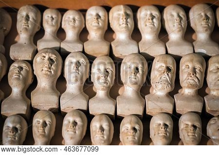 London, Uk - 17 January, 2022 - Miniature Phrenological Heads On Display At Science Museum