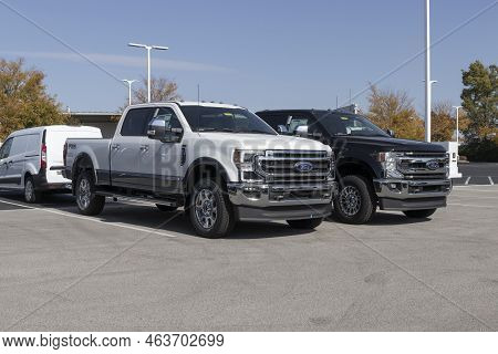 Plainfield - Circa October 2022: Ford F-250 Display At A Dealership. The Ford F250 Is Available In X