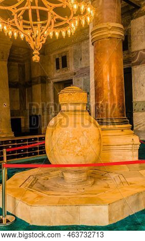 Istanbul, Turkiye; September 6, 2022: Large 16th Century Marble Jar On Display Inside Hagia Sopia Mo