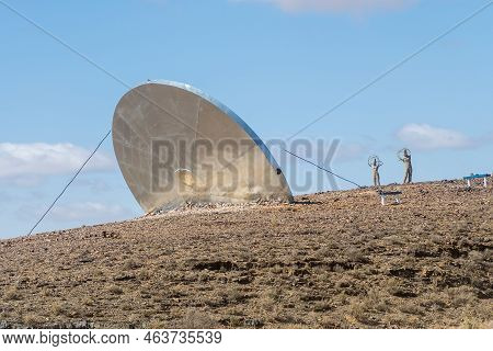 Tankwa, South Africa - Sep 4, 2022: Outdoor Attractions At Tankwa Road Stall Next To Road R355 In Th