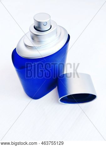 Spray Perfume Scent Blue Glass Bottle Mock-up Fragrance Fancy Jar With Open Lid Falcon, Perfume Atom