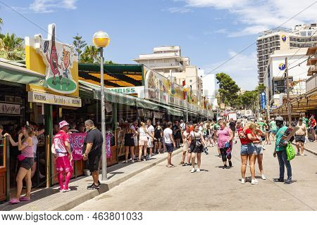 Palma De Mallorca, Spain - June 22, 2022: People Have Party At The Schinkenstrasse, Engl: Ham Street