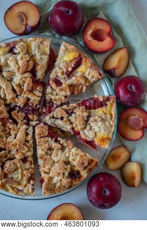 Sweet German Plum Cake (zwetschgenkuchen) With Crumbles