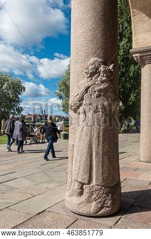 Sweden, Stockholm - July 16, 2022: City Hall Or Stadshuset. Beige Pillar On West Wing Gallery Showin