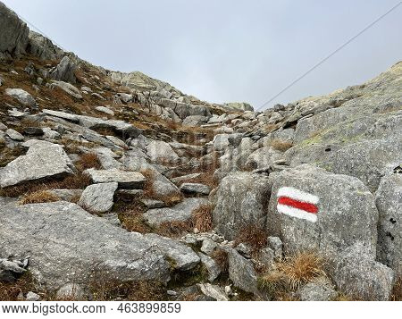Mountaineering Signposts And Markings In The Mountainous Area Of The Alpine St. Gotthard Pass (gotth