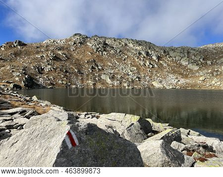 Mountaineering Signposts And Markings In The Mountainous Area Of The Alpine St. Gotthard Pass (gotth