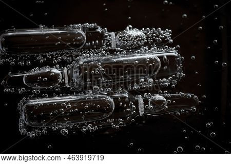 Ampoule Beauty Products.mesotherapy Serum In Ampoules.hyaluronic Acid In Ampoules. Ampoules In Bubbl