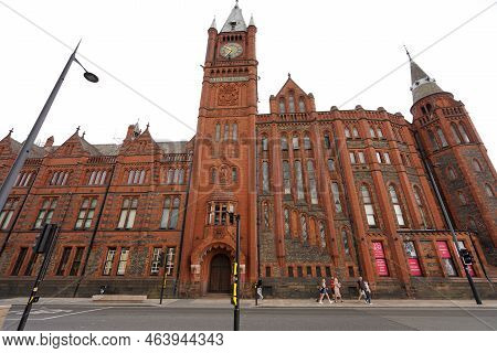 Liverpool, Uk - July 14, 2022: Victoria Building, University Of Liverpool, England, Uk