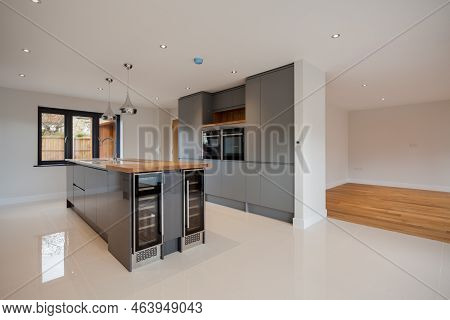 Cambridge, England - March 29 2018: Luxury Contemporary Contrasting High Gloss And Matt Fitted Kitch