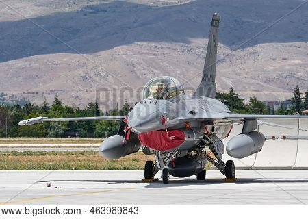Konya, Turkiye - June 30, 2022: Pakistan Air Force General Dynamics F-16bm Fighting Falcon (dh-5) Di