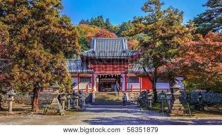 Tamukeyama Hachimangu in Nara