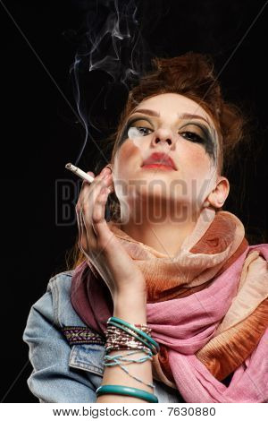 Glam Punk Girl kouření