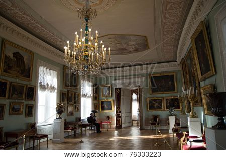 The hall of the palace in Pavlovsk