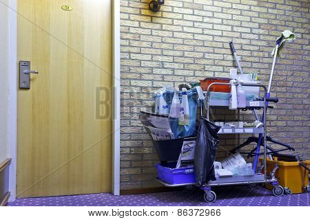 Cleaning cart