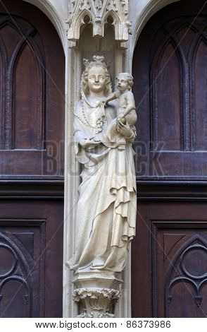 VIENNA, AUSTRIA - OCTOBER 11: Virgin Mary statue from west portal of Minoriten gothic church on October 11, 2014 Vienna.