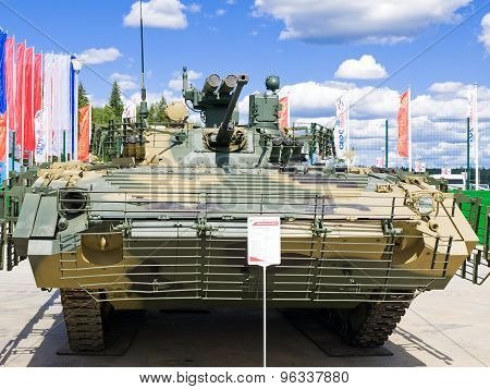 Infantry fighting vehicle BMP-2M