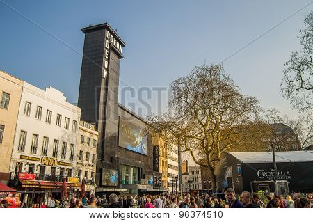 Odeon cinema, Leicester square