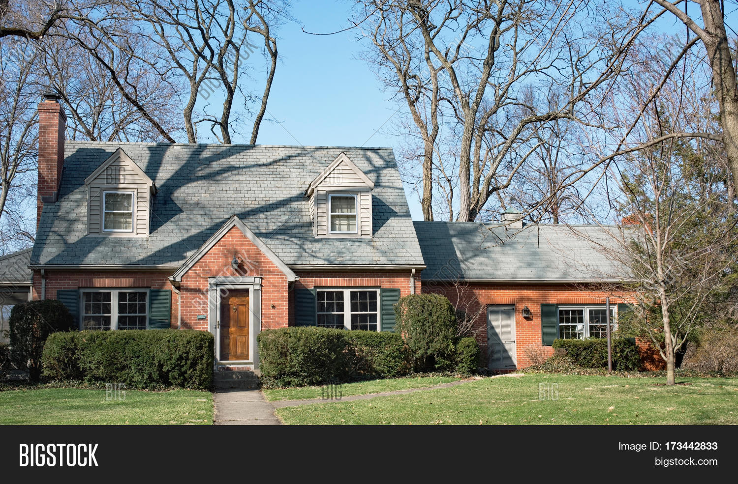 Country Cape Cod House Image & Photo (Free Trial) Bigstock