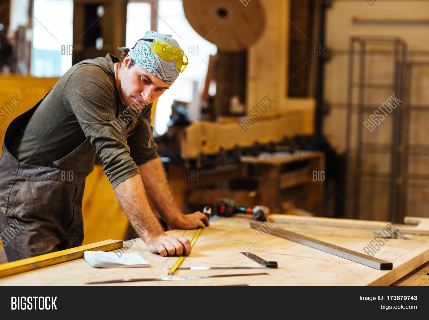 Repairman Image & Photo (Free Trial) Bigstock