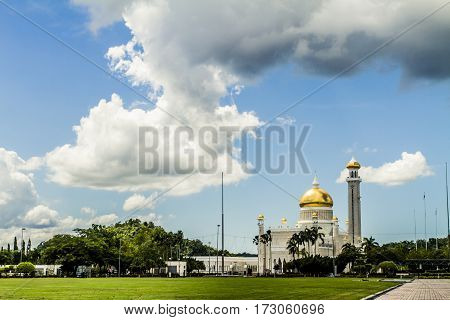 Sultan Omar Ali Saifuddin Mosque