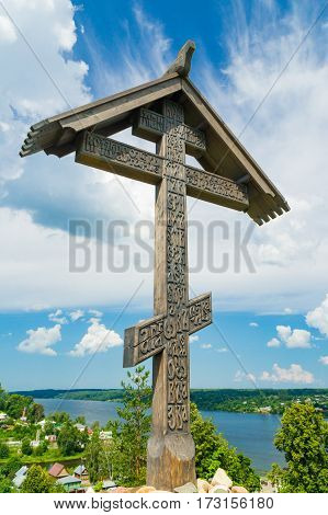 wooden Christian cross on Levitan Mount Ples