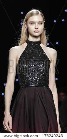 New York Fashion Week Fw 2017 - Oday Shakar Collection