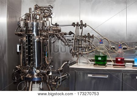 Pilot fermenter system, lab equipment. Sterilizable-in-place systems for pilot through production applications
