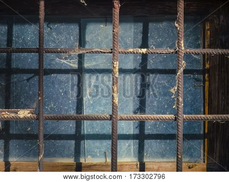 The window with a lattice of old fixtures