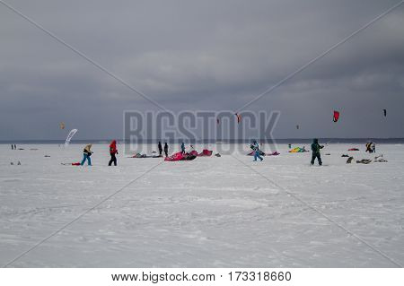St. Petersburg, Sestroretsk -26.02.2017: Residents vacationing families, doing active winter sports