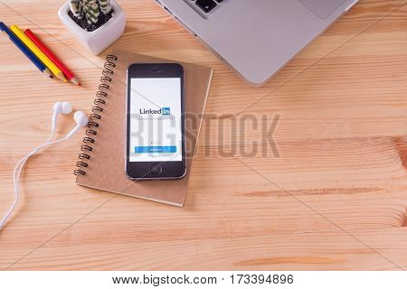 Chiang Mai ,thailand June 11 2016 : Brand New Apple Iphone With