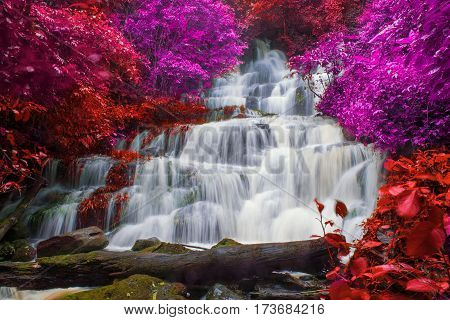 Beautiful Waterfall In Rainforest At Phu Tub Berk Mountain  Phetchabun, Thailand (mun Dang Waterfall