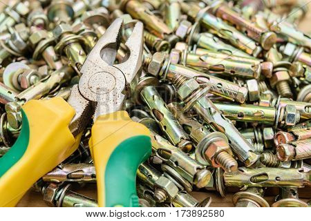 pliers and concrete anchor bolt high strength