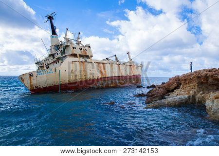 Old Ship Wreck  And Girl. Blue Water Beach. Travel Photo 2018, December. Landscape And Nature.