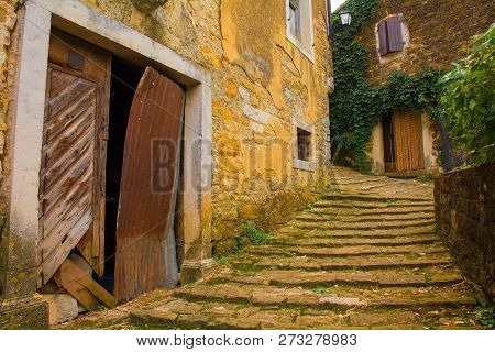 A Street In The Historic Hill Village Of Oprtalj In Istria, Croatia