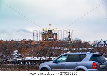 Russia, Moscow - December 2018: The Cathedral Of The Dormition In Krutitskoe Metochion In Moscow. Th