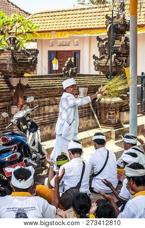 Bali, Indonesia - October 9, 2018: Holyman On A Traitional Balinese Hindu Ceremony In Ubud, Bali Isl