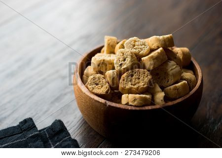 Stack Of Round Shaped Crispy Rye Crouton Bread Biscuits / Crostini