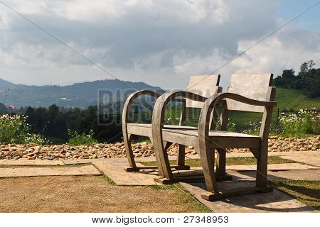 HolzstÃ¼hlen.
