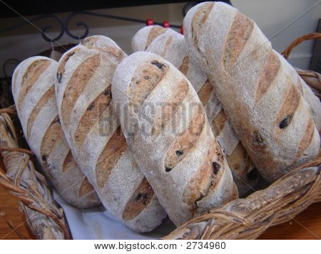 Коркой хлеба