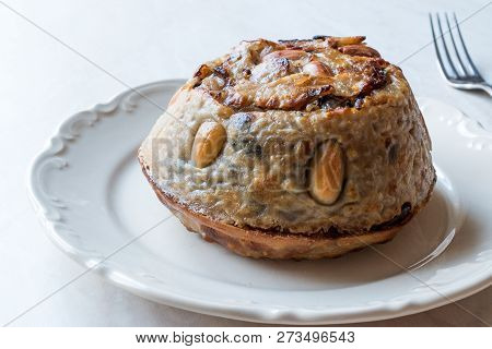 Turkish Perde Pilavi / Drape Pilaf With Chicken, Almond And Raisin / Pilav