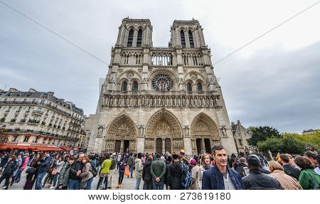 Notre-dame De Paris