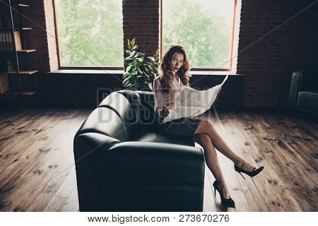 Profile Side View Of Her She Nice Trendy Classy Luxury Attractive Alluring Wavy-haired Lady Sitting 