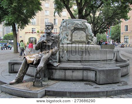 Brussels Belgium - 15, July 2015: Monument Of Charles Buls Or Karel Buls - Belgian Politician