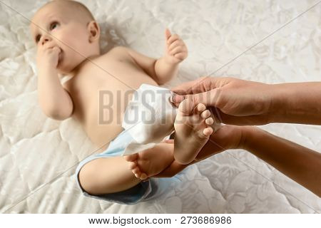 Hygiene - Young Momy Wiping The Baby Skin With Wet Wipes. Cleaning Wipe, Pure, Clean Little Baby Fee