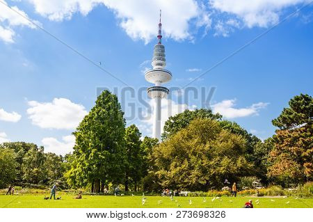 Hamburg, Germany - August 16, 2016 - View Of The Planten Un Blomen Park, The Popular Relaxing And Sp