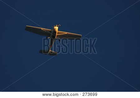 Avion23